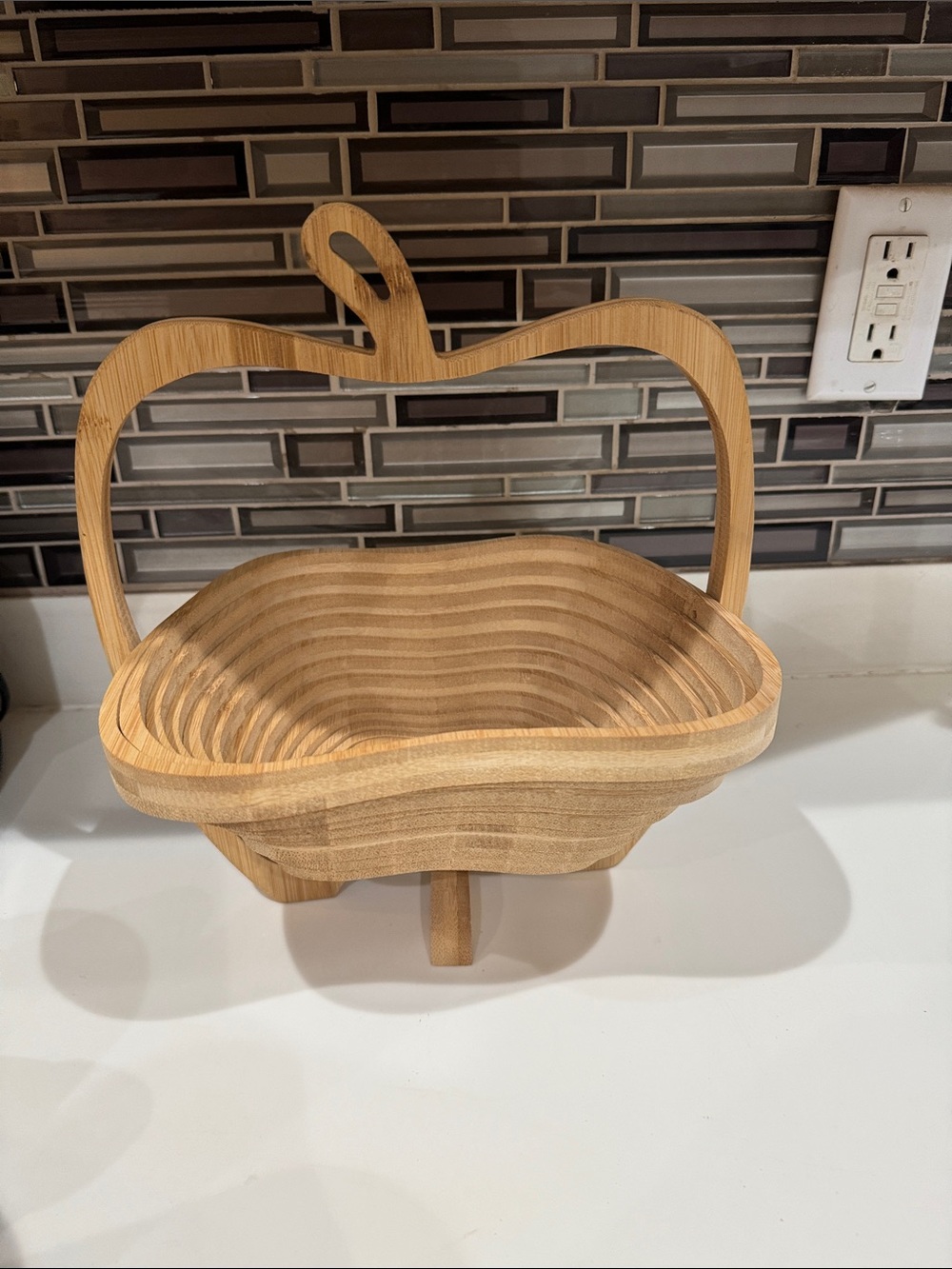 Apple-Shaped wood  Decorative Basket in Light Brown